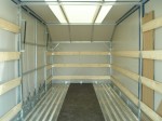 Optional: Standschienen aus Alu-Lochblech Optional: Standschienen aus Alu-Lochblech