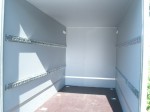 Innenraum: Verzurr�sen im Boden, Verzurrschienen an den W�nden