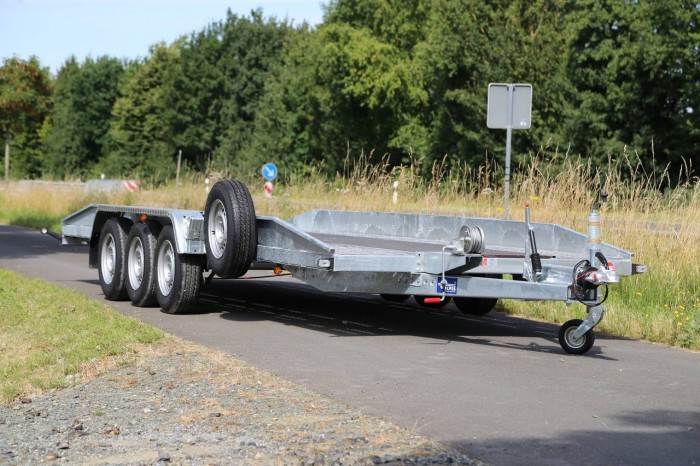 <strong>Duoliner</strong> Fahrzeugtransporter <strong>Duoliner</strong> Fahrzeugtransporter