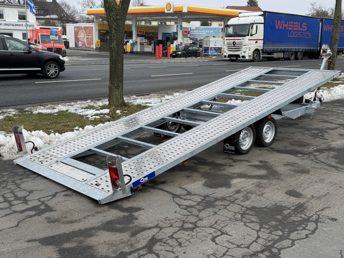 <strong>Saturn 3555</strong> Autotransporter <strong>Saturn 3555</strong> Autotransporter